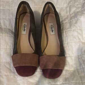Clarks Women's Gray, Pink and Burgundy block heels